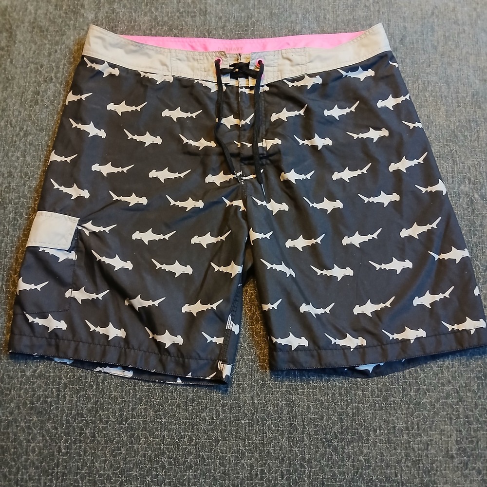 Old Navy Mens XXL Hammerhead Shark Print Swim Trunks Board Shorts Gray Black